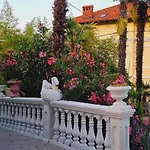 Holiday Hause Lovran 아파트 로브란