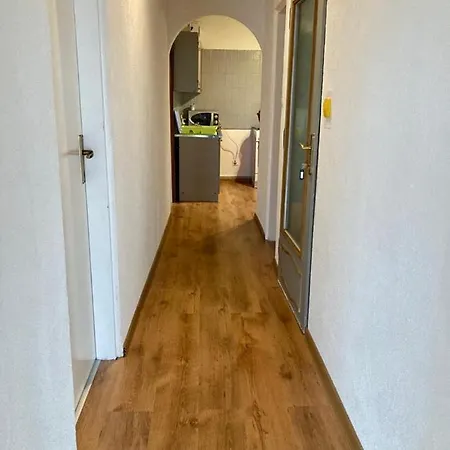 Apartment Hause