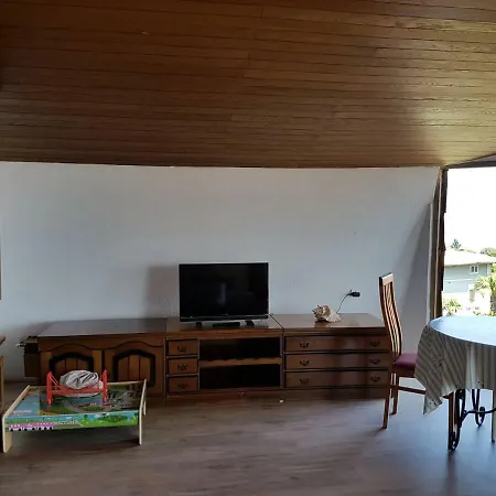 Apartment Hause *