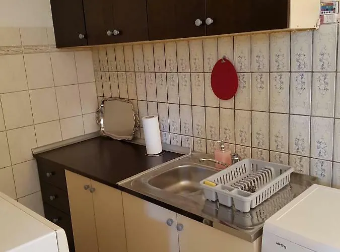 Niki Rezine Apartment Lovran