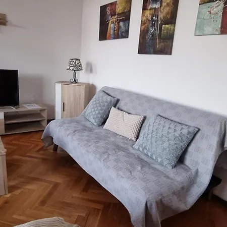 Apartment Niki Rezine Lovran