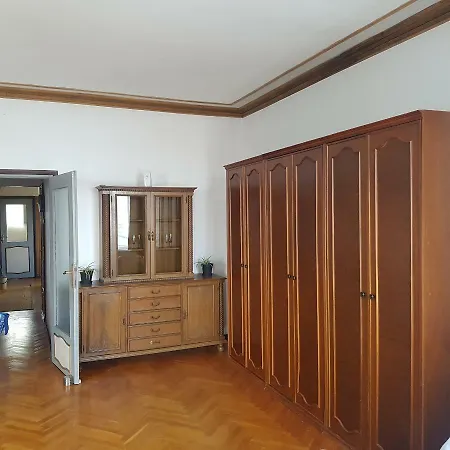 Niki Rezine Apartment Lovran