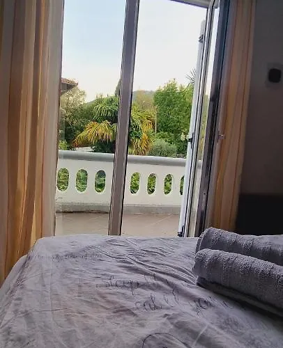 Appartement Niki Rezine