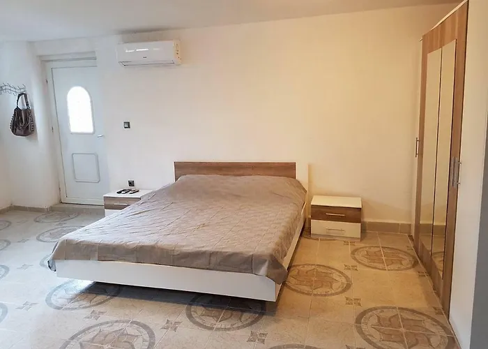 Niki Rezine Appartement *